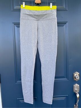 Lululemon Grey Leggings with Neon Yellow Waistband; New Without Tags; Size 8